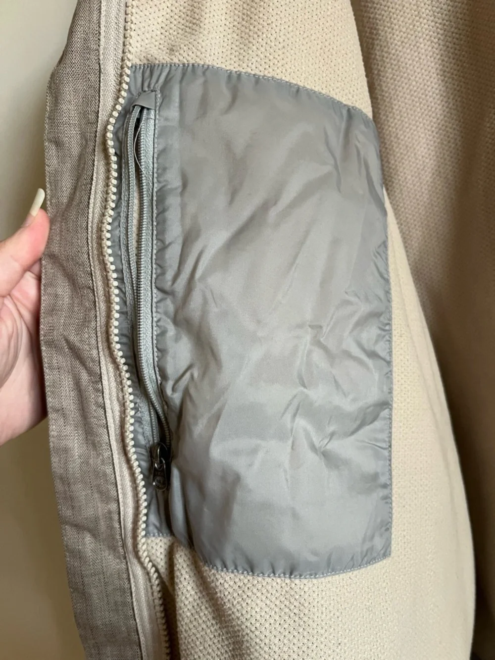 The North Face Men’s Light Brown HyVent Polyester Jacket w Pockets Size Large